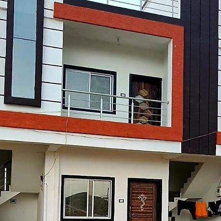 Unity Homestay Garudeshwar Εξωτερικό φωτογραφία